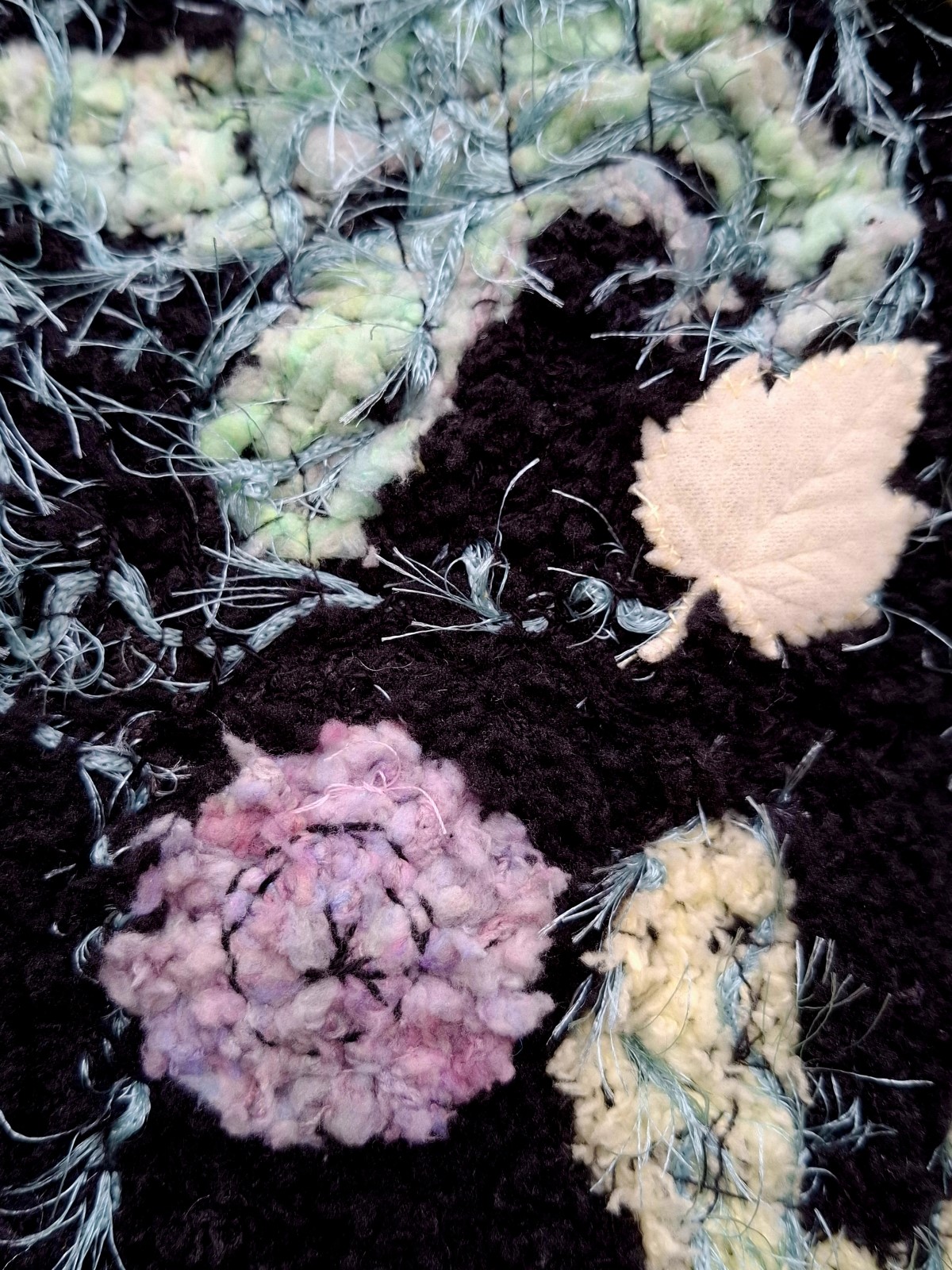 Floral pullover